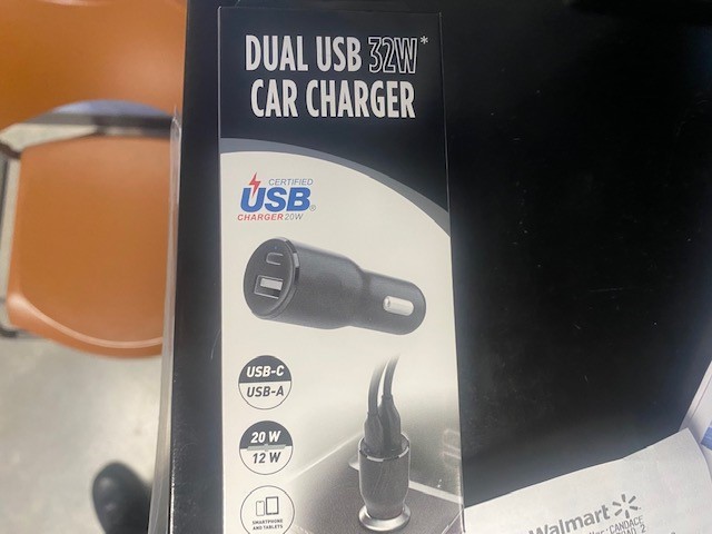 22-M11217 Theft In-Progress — 1Carcharger.jpg