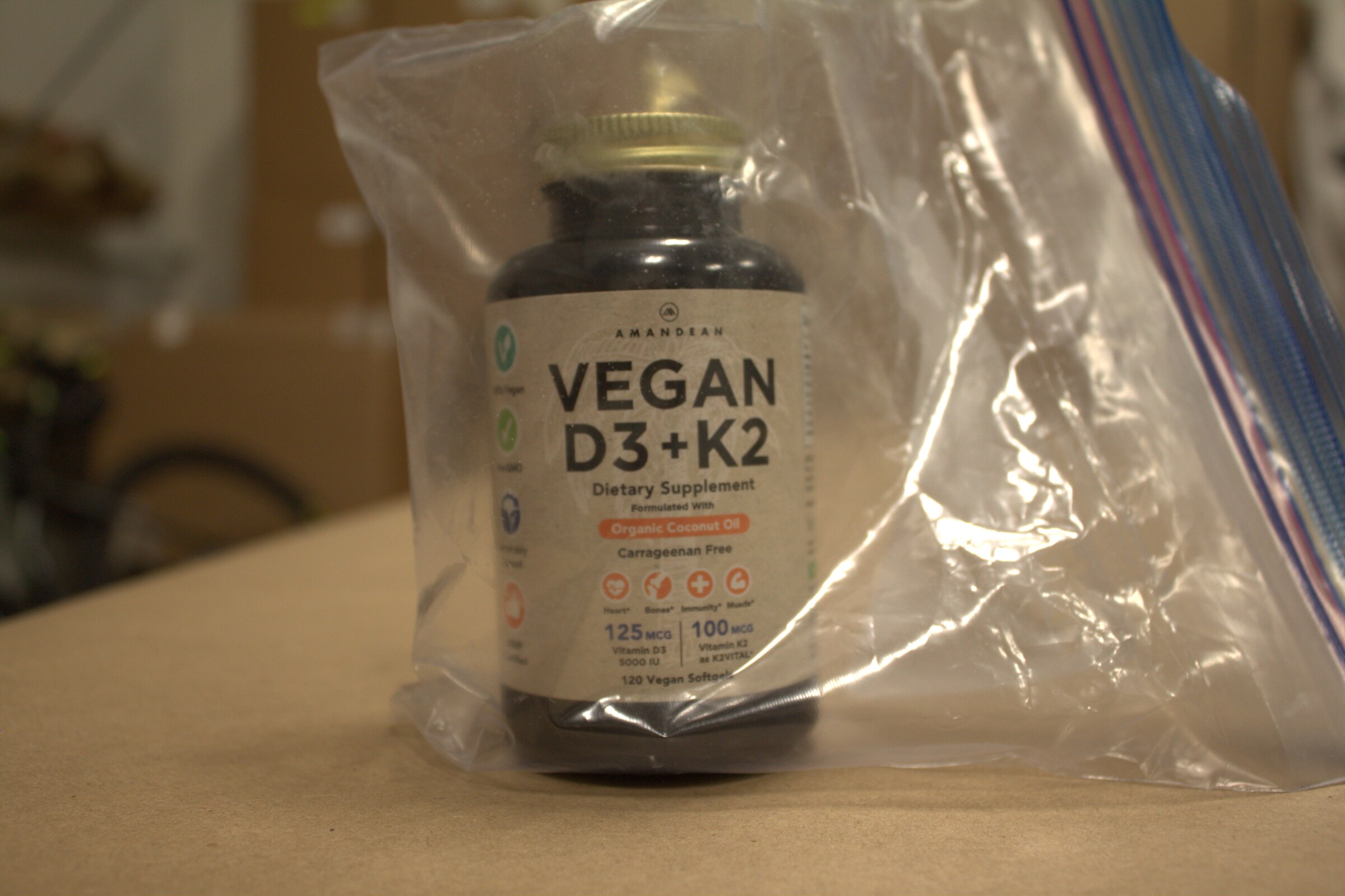 Vegan supplement container photograph — Vegan Sups 2.CR2